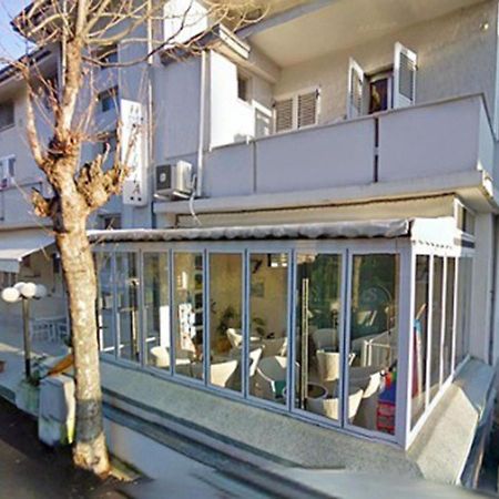 Hotel Silvia Viserbella di Rimini Exterior photo